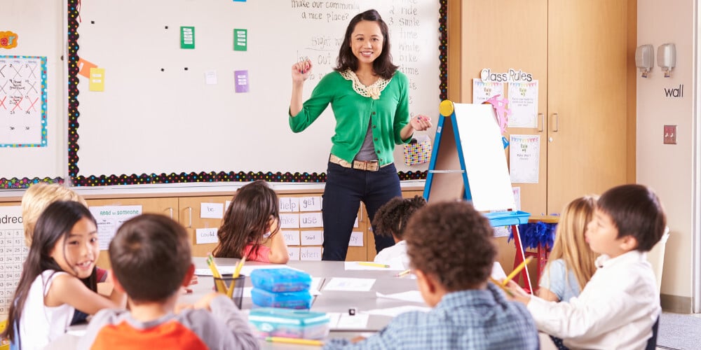 Blog-🔎-How-to-become-an-elementary-school-teacher-in-Virginia